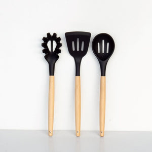 Black Utensil Set