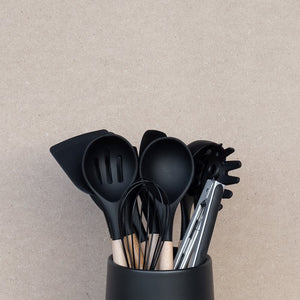 Black Utensil Set